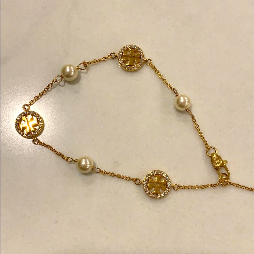Tory Burch Crystal Logo & Pearly bracelet